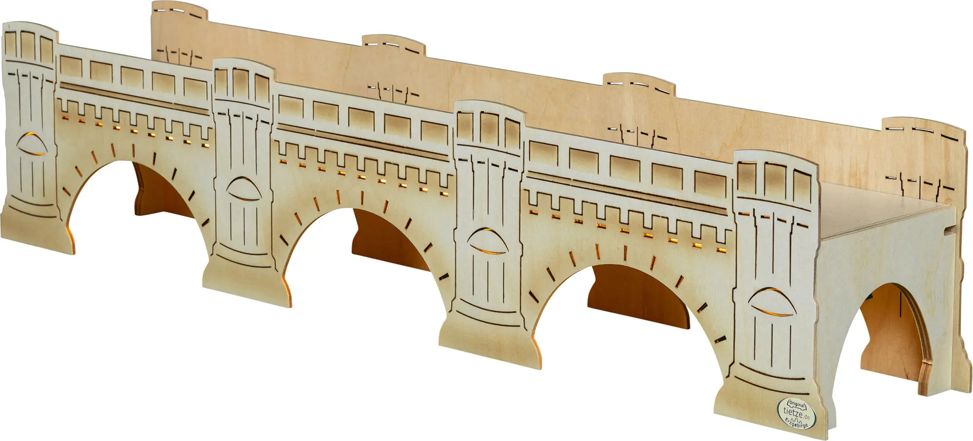 LED Panorama Schwibbogenerhöhung "Augustusbrücke" – 45° Ansicht von links