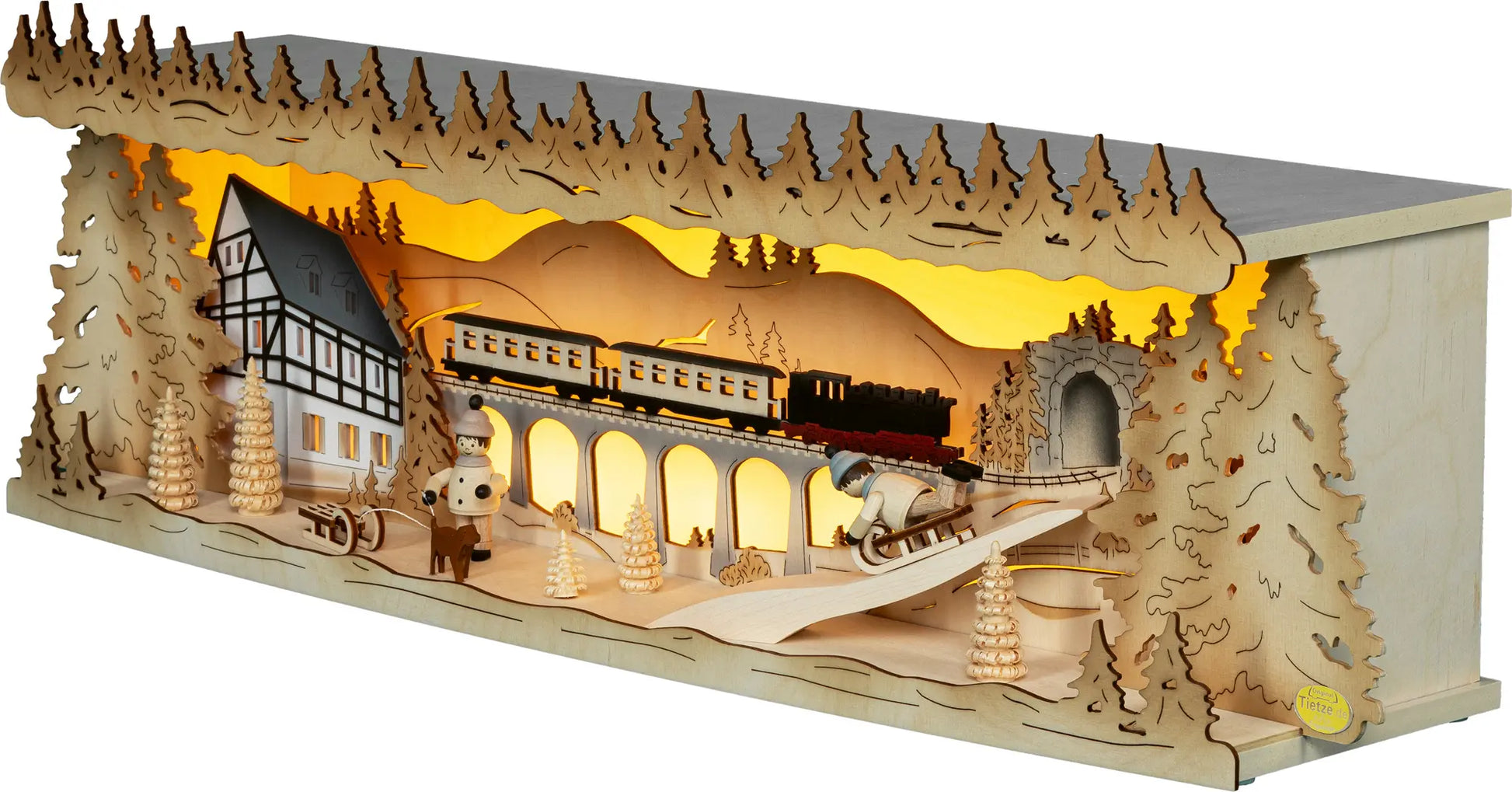 LED Panorama Schwibbogenerhöhung "Winterland Erzgebirge" – 45° Ansicht von links